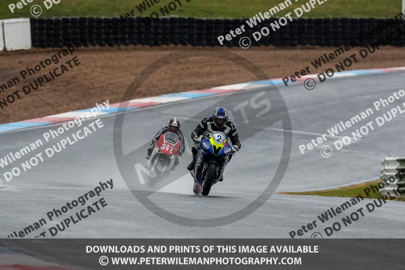 enduro digital images;event digital images;eventdigitalimages;mallory park;mallory park photographs;mallory park trackday;mallory park trackday photographs;no limits trackdays;peter wileman photography;racing digital images;trackday digital images;trackday photos
